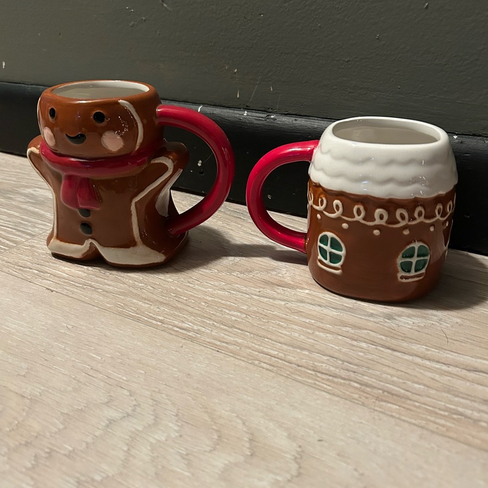 NEW Gingerbread Man & House Christmas Mug Set | Ceramic Cocoa Mugs
